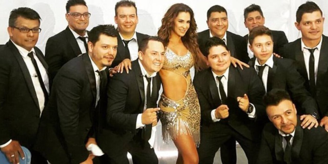 AARÓN Y SU GRUPO ILUSIÓN CON NINEL CONDE 